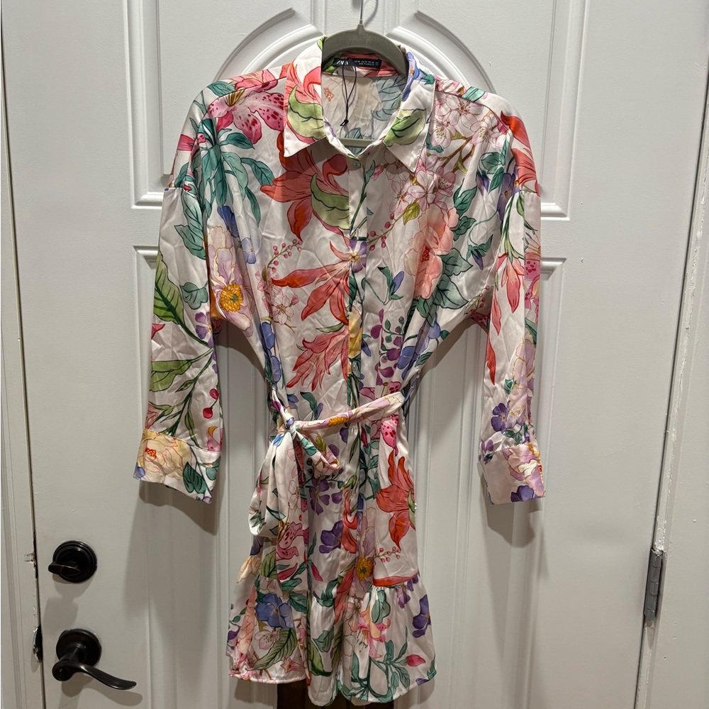 Zara Floral Print Button-Down Tie Waist Satin Dress Size M Multicolor